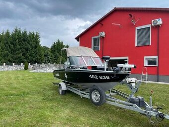 Rybářská loď Finval 555 FishPro - TOP výbava