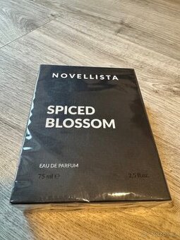 Novelista spiced blossom