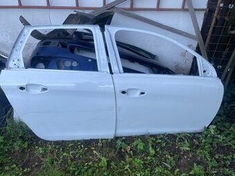 Dveře Peugeot 308
