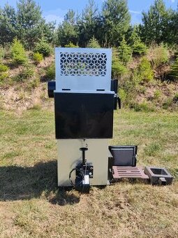 Ohřívač vzduchu koza NG30 KW na použitý olej+drevo.