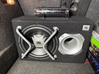 Auto audio, subwoofer JBL 12”, mono zesilovač Renegade