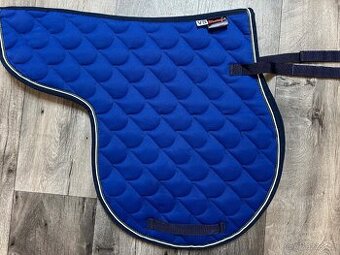 Vykrojená podsedlová dečka zn. MUSTANG typ VS tmavě modrá