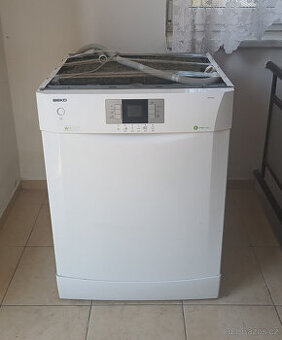 MYČKA NÁDOBÍ BEKO 60cm - 13SAD - A++