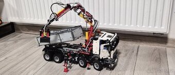 Lego TECHNIC  Mercedes-Benz Arocs 3245