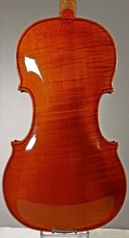 Staré kvalitní celé české housle model Stainer. Poslouchej