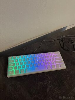 Nová RGB herní klávesnice ZIYOULANG K61 - 1