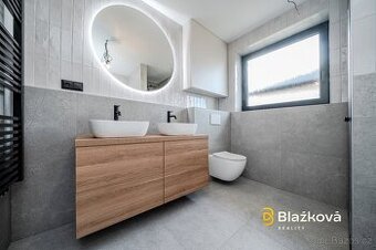 Rodinný dům o dispozici 4+kk nabízí 112 m² užitné plochy na
