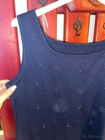 Modré úpletové dlouhé šaty