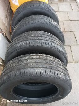 Letní pneu Pirelli Cinturato P7 215/60 R16