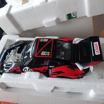 1:18 Exoto Porsche 934,935