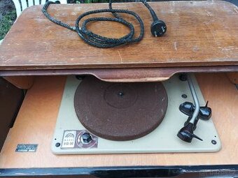 Supraphon S14,Tesla NZC 041,GZ 711,GZC710