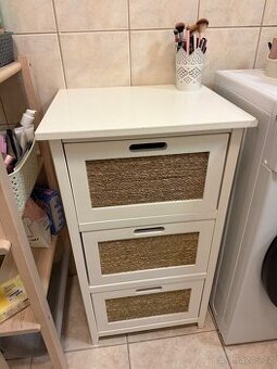 Skříňka se šuplíky