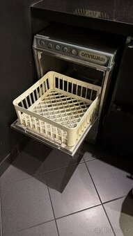 2 Gastro myčky Omniwash ELITE 400