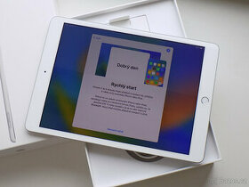 APPLE iPad 8. generace 10,2" 32GB Wi-Fi Silver - ZÁRUKA