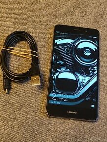 Huawei Y7 s nabíjecím kabelem - 1