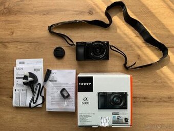 Sony Alpha A6000 černý + objektiv 16–50 mm