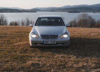 Mercedes-Benz C220 CDI | 2002 | 105 kW | AT