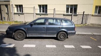 Škoda Octavia 1