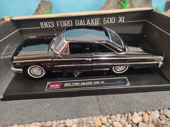 Prodám model 1:18 Ford galaxie 500 XL