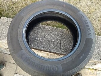 215/60 R16