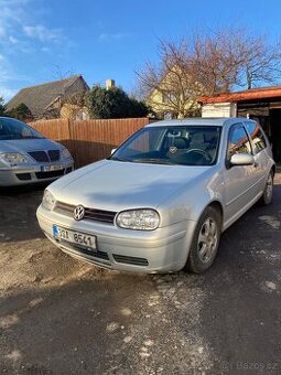Golf 4