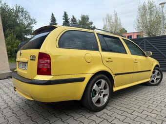 SKODA OCTAVIA RS 1.8TURBO 132KW COMBI, NOVA STK.