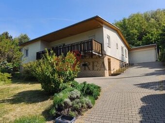 Dolní Kounice, rodinný dům 4+kk, 3937m2, zahrada, bazén