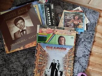 LP. Gramofonové desky 60.-80. léta