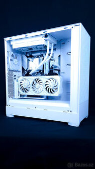 Herní PC Ryzen7 5800X3D Asus Strix 3080 32GB RAM 1TB SSD