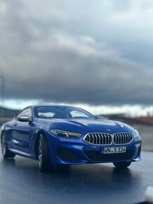 BMW predam zberatelske modely. Mierka 1:18.