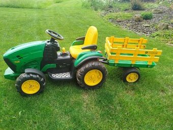 Elektrický John Deere trakturek
