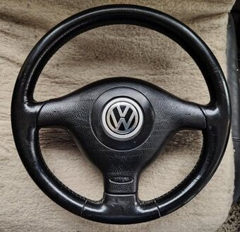 prodám tříramenný volant do VW , Škody ,Seat
