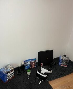 Playstation 4 s VR setem a hrami