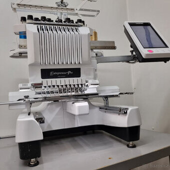 vyšívací stroj brother pr1000