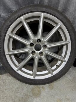 Alu kola Alfa Romeo ti 235/40 r19