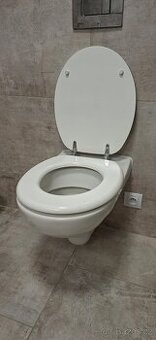 Závěsné WC mísa/toaleta
