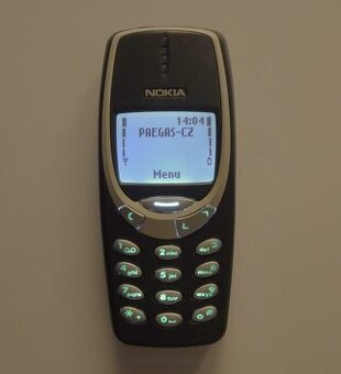 Nokia 3310 s bílým podsvícením a novou baterií
