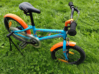 Lehké dětské kolo Author Stylo 16 + přilba zdarma