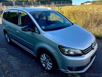 VW Touran 2.0tdi 103kw, R.V. 2012,naj.179tis.km, xenony, led