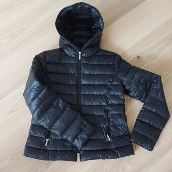 Lehká prošívaná bunda Armani