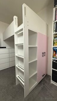 Patrová postel SMASTAD s psacím stolem