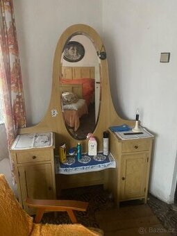 Starožitný nabytek