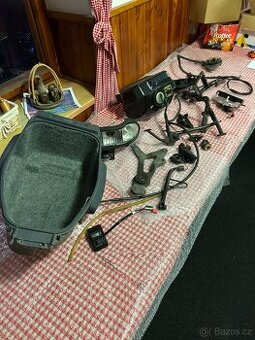 Yamaha Cygnus 125 díly r.2000 vše za 800,-