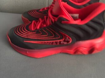 Tenisky boty Nike 42.