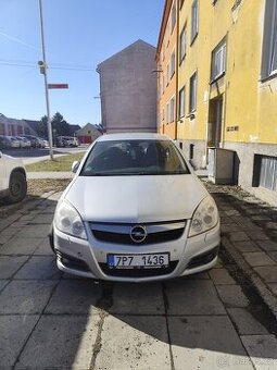 Opel Vectra 1,8 16V  celek na náhradní díly
