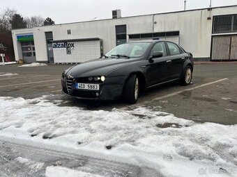 Alfa Romeo 159