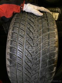 Zimní pneu Pirelli 295/35r19