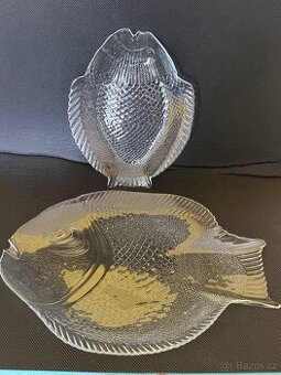 Skleněný talíř tvaru ryby