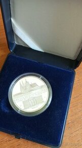 Stříbrná mince Barack Obama v Praze