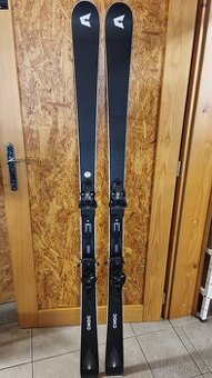Sjezdové české lyže Choc Limited series